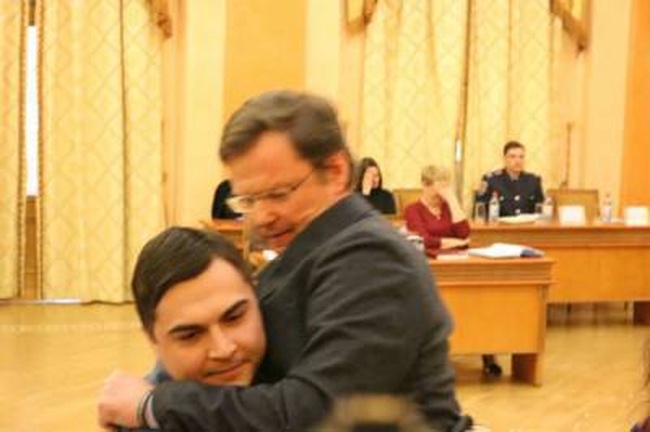 Одесский депутат Палпатин вынес Боровика на руках из сессионного зала
