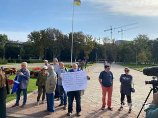 В Одессе на акцию протеста против деколонизации вышло менее 10 человек