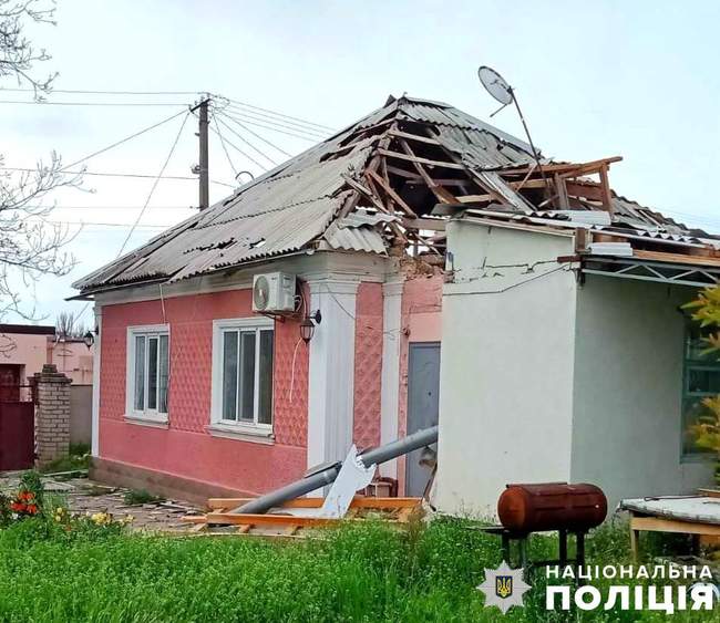 Наслідки обстрілу. Фото: поліція Херсонської області