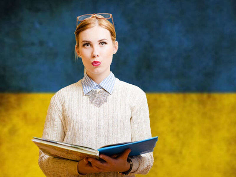 Чиновників зобов'яжуть складати іспит з української мови