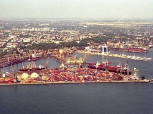 Кабмин принял распоряжение о реконструкции причала Одесского морского порта
