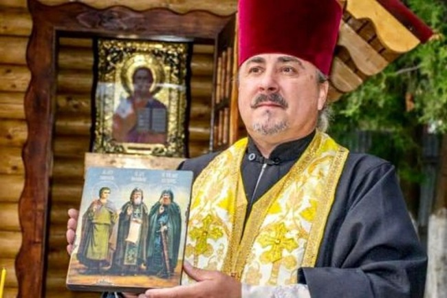 Одеський священник повернувся до України після російського полону