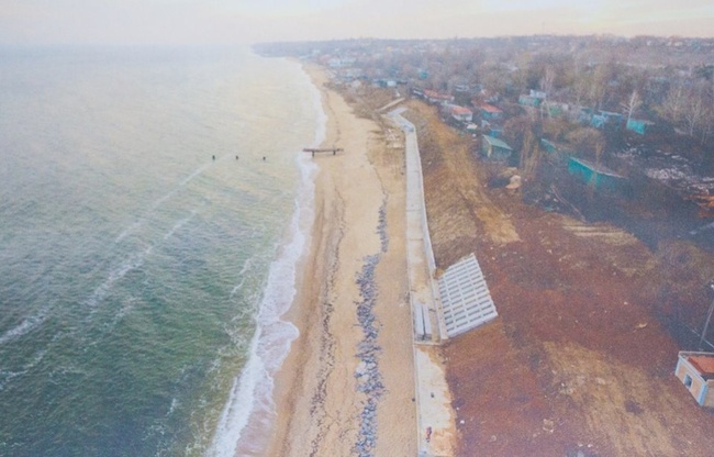 В Черноморске отчитались о результатах  борьбы с оползнями на склонах