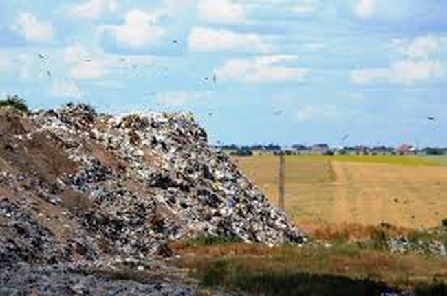 На пути к переработке мусора: в Одесской ОГА «застряли» документы на земельный участок «Дальницких карьеров»