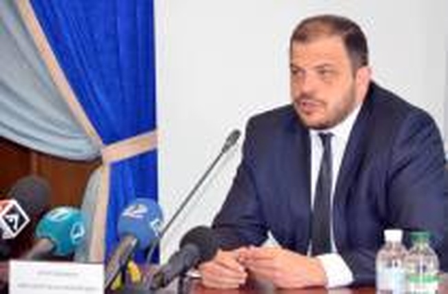 Михаил Шмушкович на сессии в апреле планирует избрание первого заместителя председателя облсовета