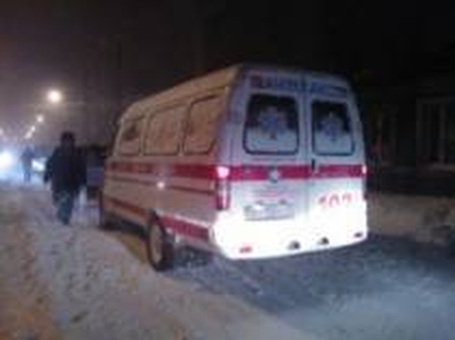 В первый день года пожарные Одесской области вытаскивали из заносов кареты "скорой помощи" 