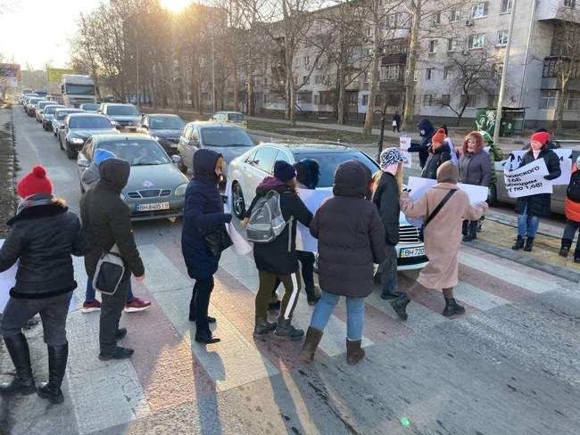 Мешканці житлового комплексу в Одесі перекривали вулицю через вартість електроенергії