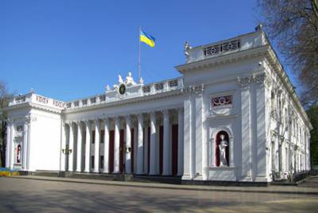 Ремонт исторического здания Одесского горсовета хотят за 50 миллионов доверить фирме, созданной в 2018 году