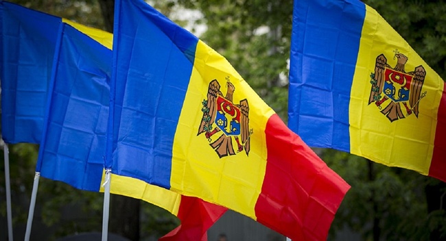 Прапор Молдови. Фото: Мілітарний