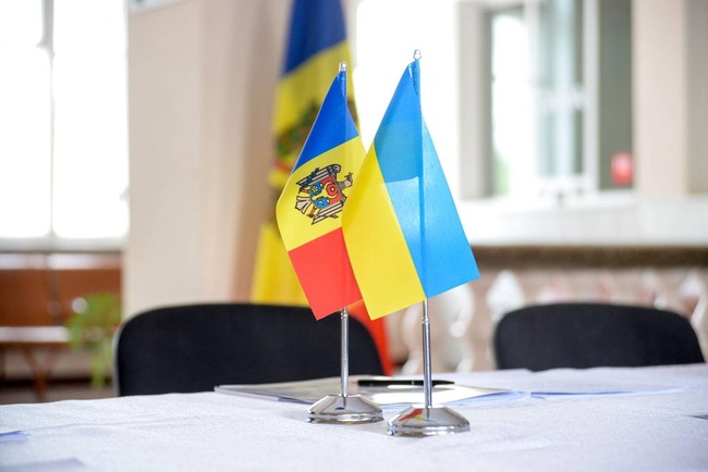 З 1 вересня українські перевізники зможуть їздити до Молдови за спрощеними правилами