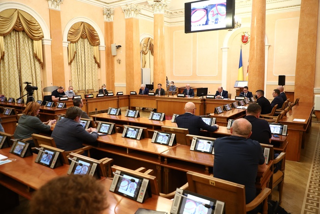 Одеська мерія проситиме парламент розібратися з електросамокатами