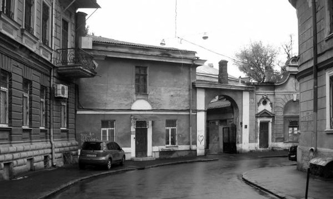 Благоустройство вокруг дома в Воронцовском переулке планируют поручить молодой компании