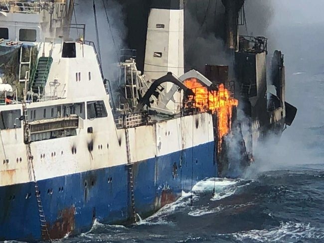 На сгоревшем "Иване Голубце" погиб уроженец Одесской области, специалисты говорят о махинациях владельца судна