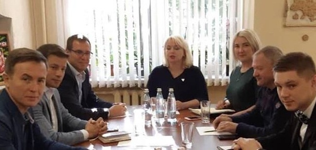 В Одессе неоднозначно восприняли идею провести в школах встречи с депутатами