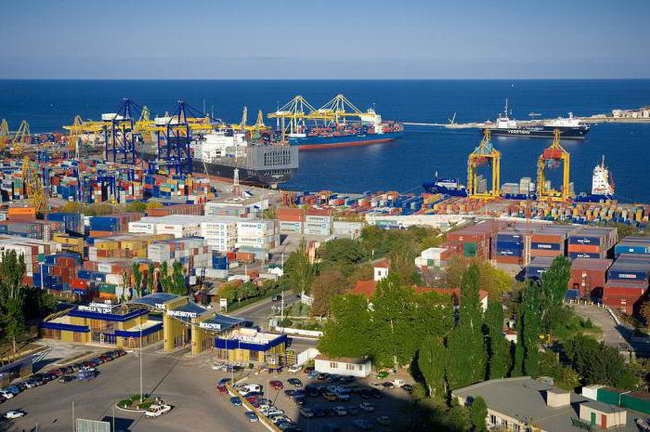 У 2022 році в концесію планують здати три об'єкти в порту "Чорноморськ"