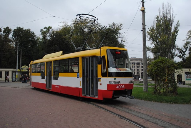 «Одессгорэлектротранс» купит обшивку для салонов пяти трамваев за три миллиона