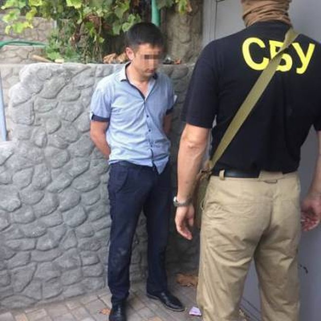 Дело "арбузного" участкового из Одесской области направили в суд