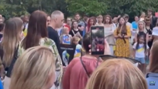 Українці в Болгарії вшанували загиблих в Оленівці військовополонених