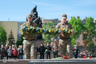 У Миколаєві відзначили День пам'яті та перемоги над нацизмом