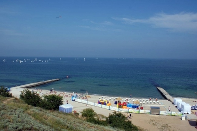 Мэр Одессы передал в аренду 9000 квадратных метров пляжей двум фирмам