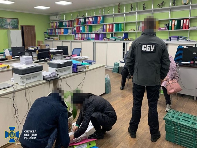 Посадовців міністерства оборони затримали через підозри у махінаціях із продовольством