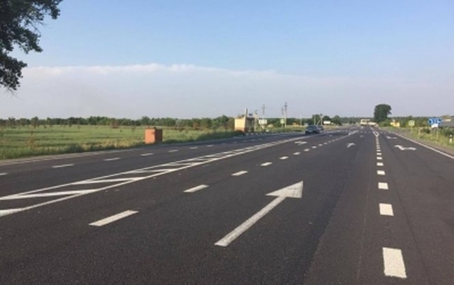 Качество ремонта украинских дорог будут проверять дважды в год