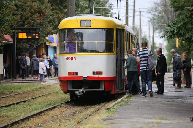 Наслідки негоди в Одесі: зламані гілки та підтоплені вулиці (оновлено)