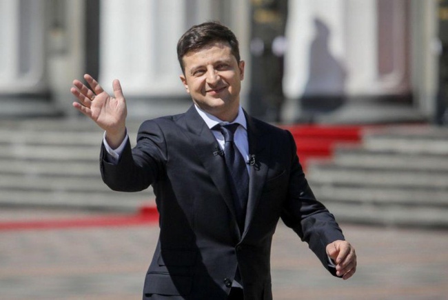 Рік при владі: президент Зеленський дає велику пресконференцію (наживо)
