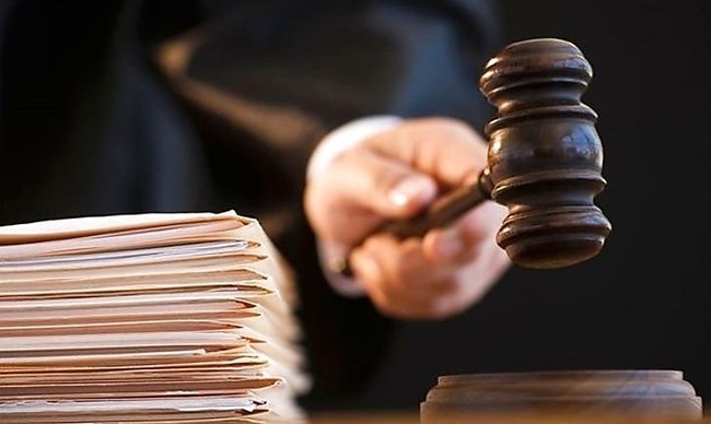 Обвиняемого во взятке одесского судью судят заочно