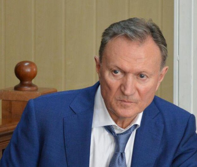 Суд закрыл админпроизводство в отношении ректора Одесского медуниверситета