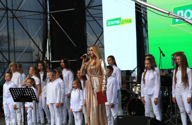 Будущие кандидаты провели концерты в свою поддержку в Одессе
