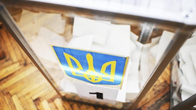 ОПОРА обратилась в полицию из-за билбордов без исходных данных на юге Одесской области