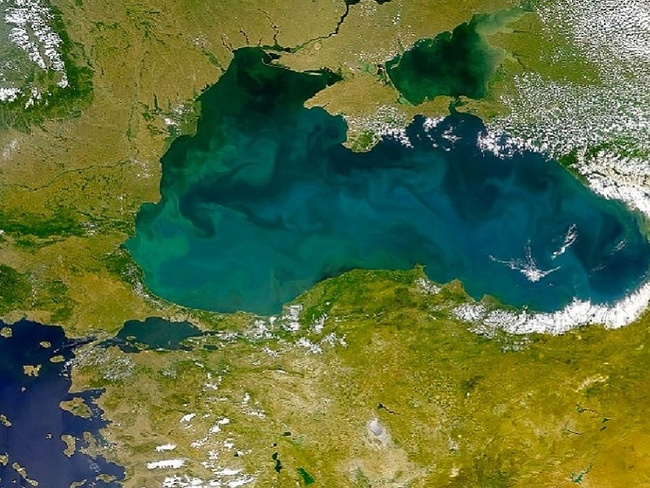 Чорне море. Фото: sparkmedia.