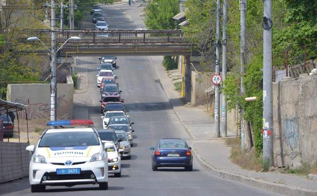 Одесити провели автопробіг проти забудови узбережжя