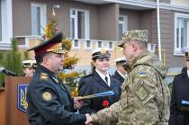 Одесским военным вручили 58 ордеров на квартиры 