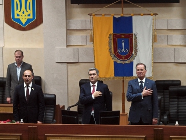 У главы Одесского облсовета и его заместителей поубавилось «налички», - е-декларации