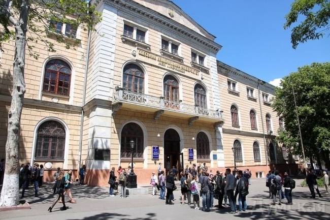 Одеський університет закриють через рішення суду