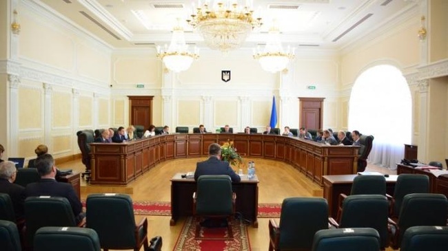 Высший совет правосудия отправил в отставку двух одесских судей