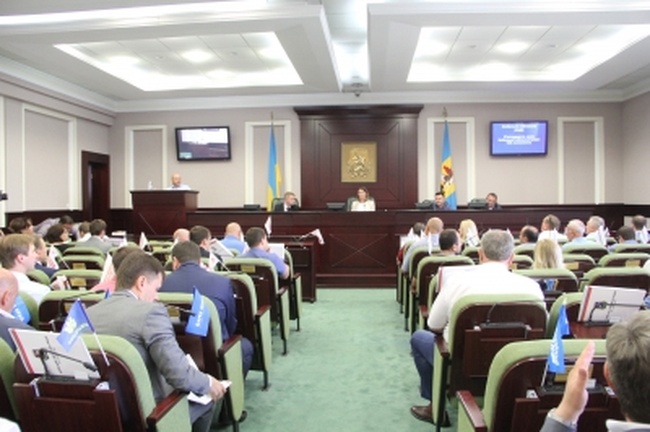 Киевский облсовет проголосовал за импичмент президенту  