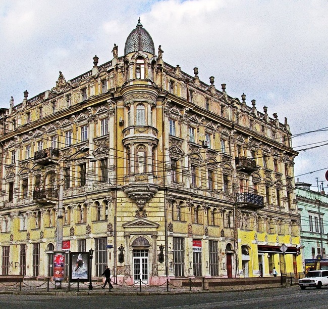 В Одессе после падения обломков с дома Либмана решили выделить деньги на ремонт зданий в центре