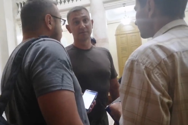 Сотрудника одесской «Муниципальной стражи» уволят за агрессию в адрес журналиста