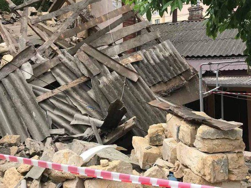 В Одесі обвалилася частина будинку