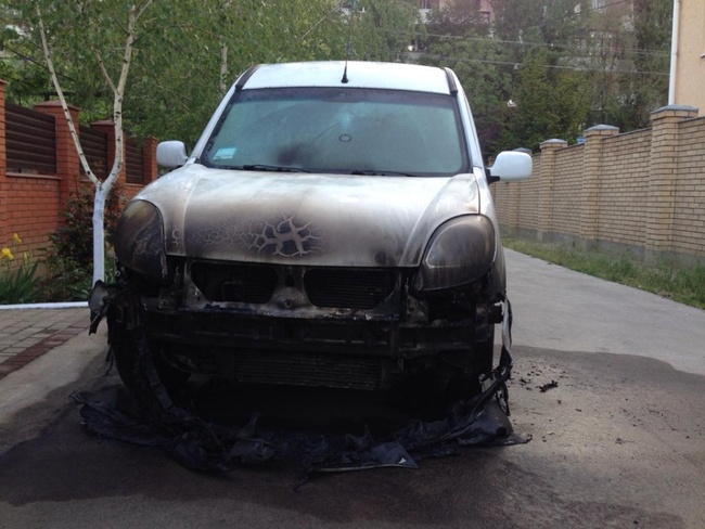 Депутату Ренийского горсовета подожгли машину