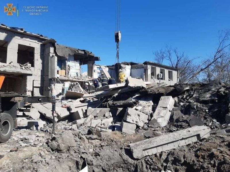За рік окупанти пошкодили понад 400 навчальних закладів на Півдні України