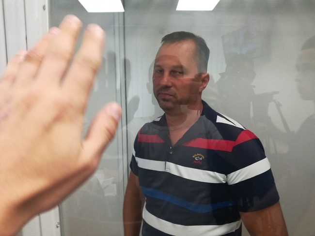 Суд отправил экс-главу одесской полиции под домашний арест