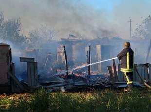 Рятувальники ліквідували наслідки обстрілів житлових будинків на Херсонщині