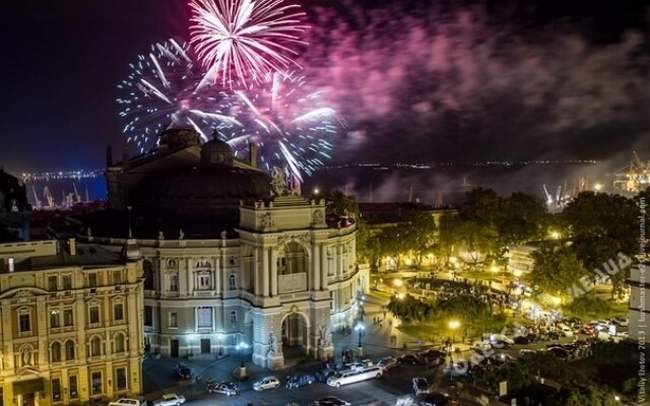 В Одессе в День города сожгли пиротехники на 180 тысяч