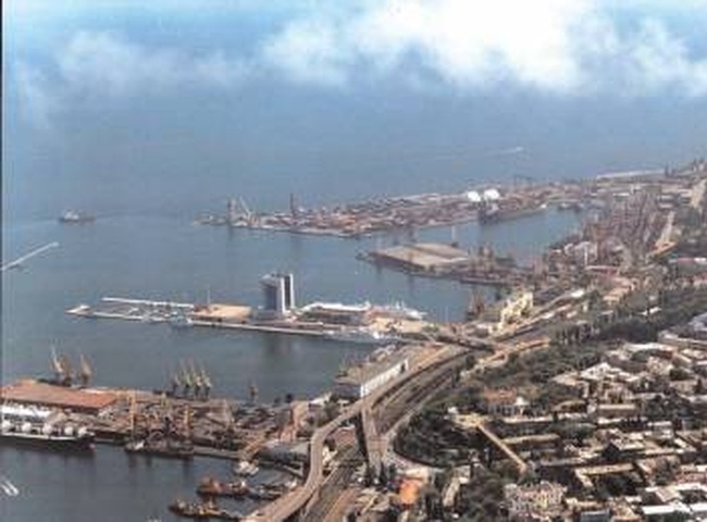 Кабмин утвердил проект реконструкции причала в Одесском порту со сметой в миллиард гривень