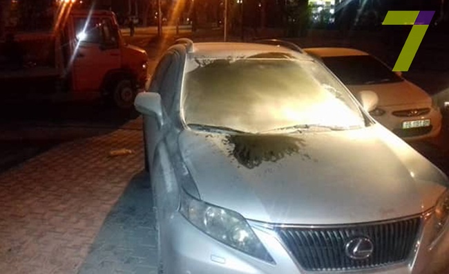 В Одессе пытались сжечь автомобиль чиновника одесского исполкома