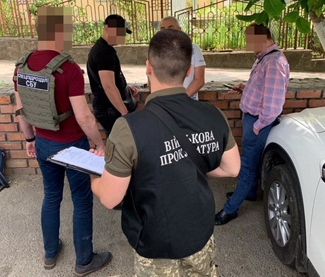Военкома в Одессе подозревают в торговле «белыми билетами»